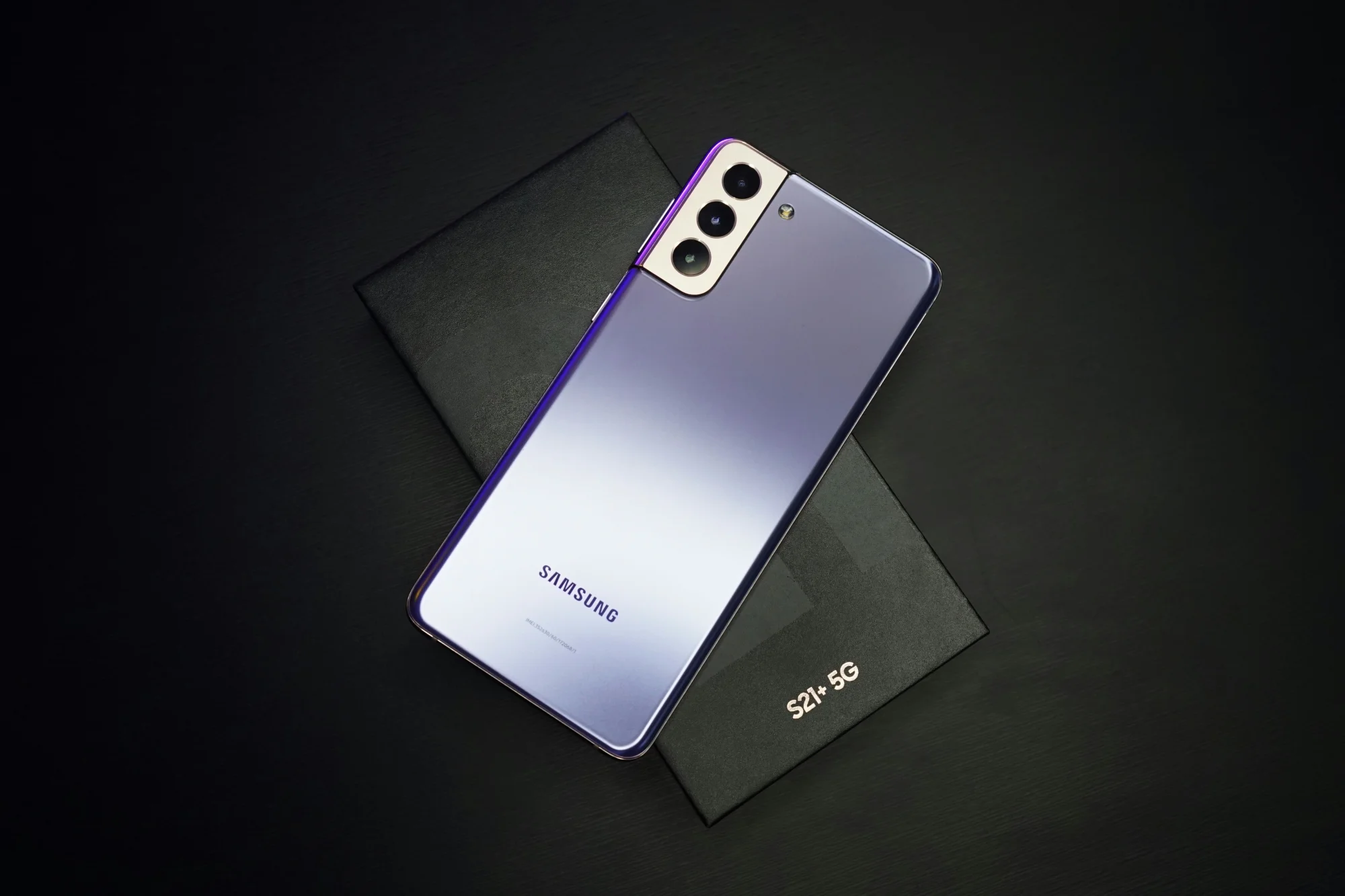 A Modeli: Fiyat/Performans Oranı ile Öne Çıkan Telefon