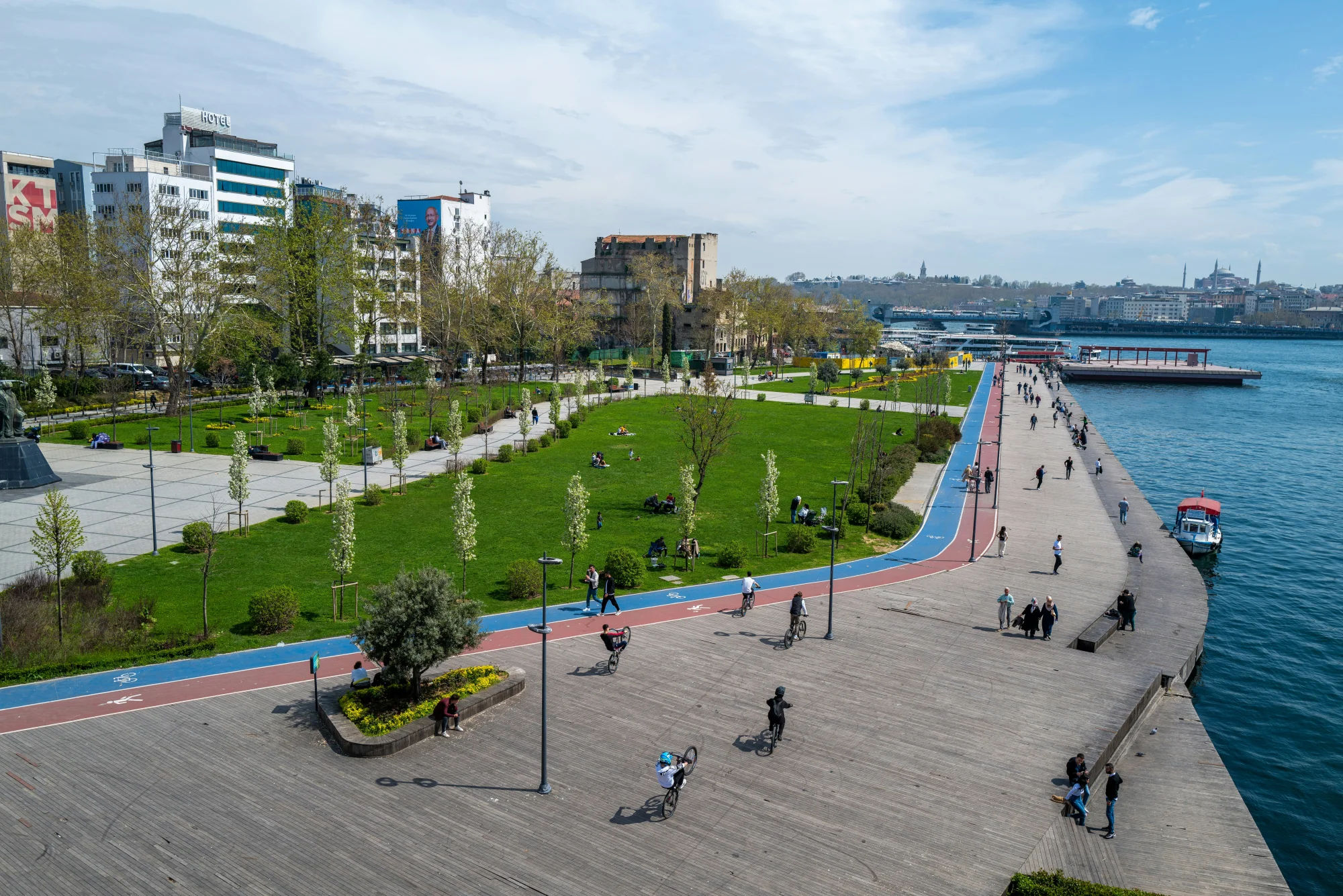 Efsane İndirimler ve Tüketici Algısı Üzerindeki Etkileri