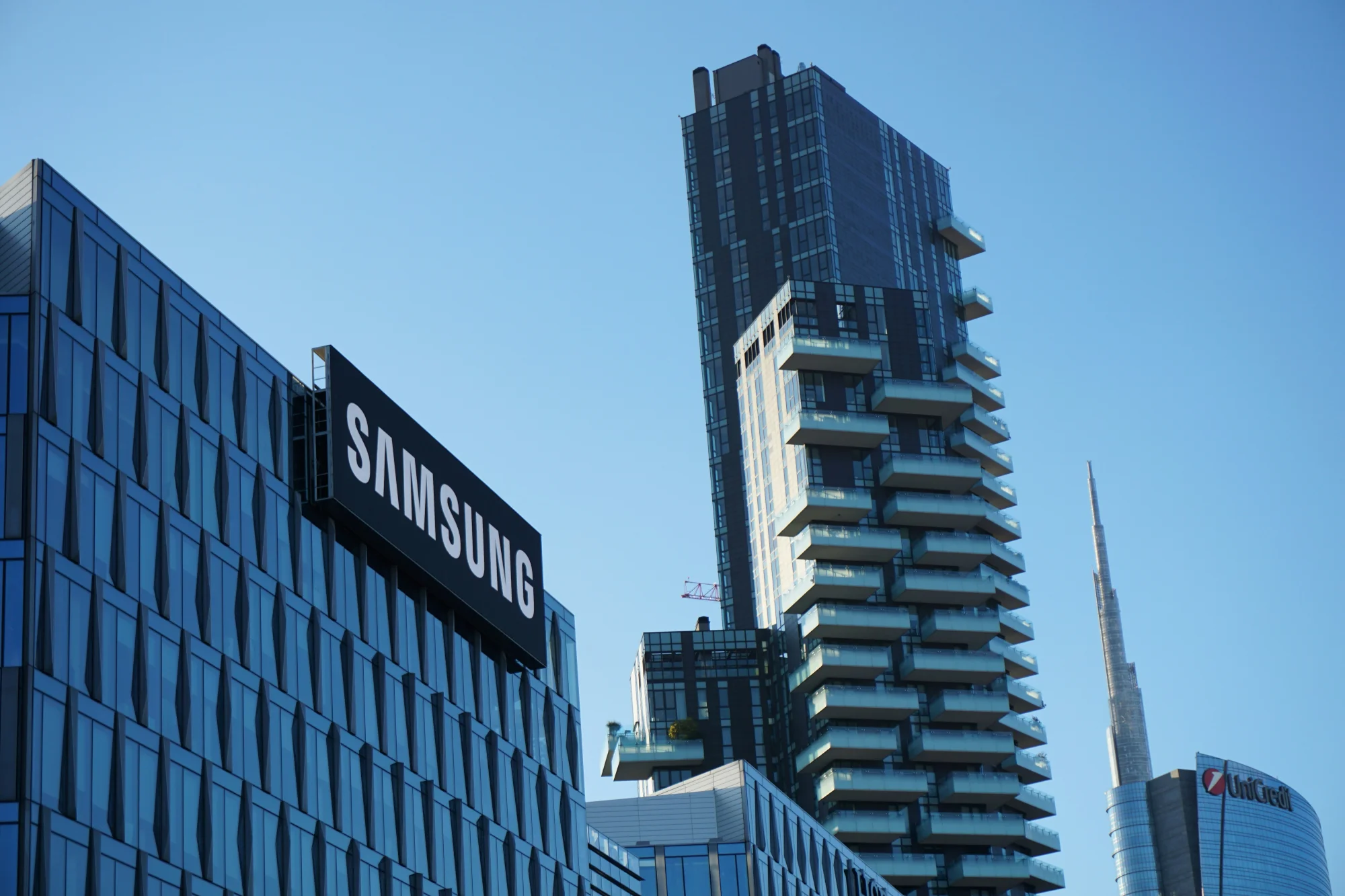 Samsung: Yenilikçi Teknolojiler ile Rekabetçi Fiyatlar