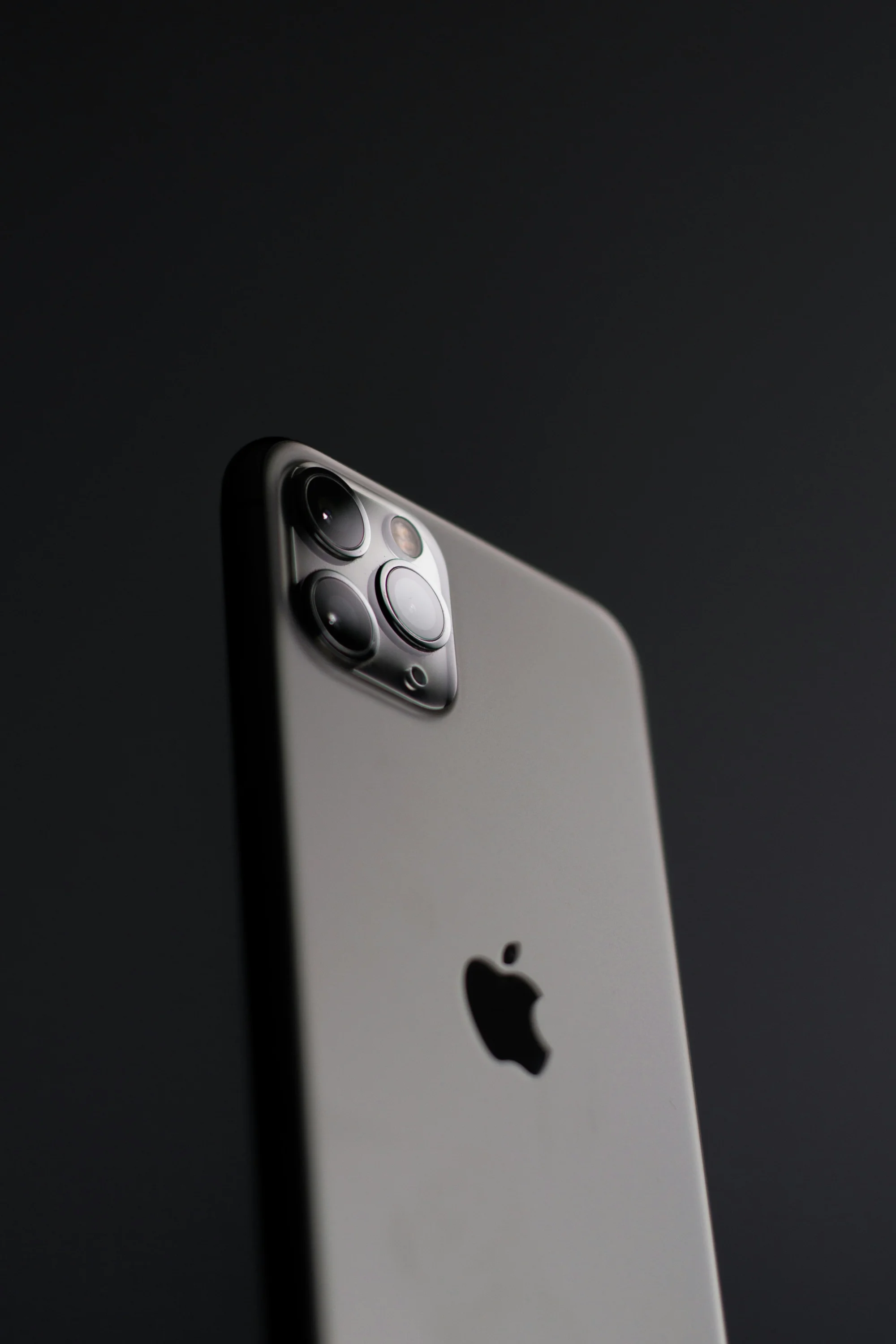 X Modeli: Performansı ve Fiyatı ile Dikkat Çeken Telefon